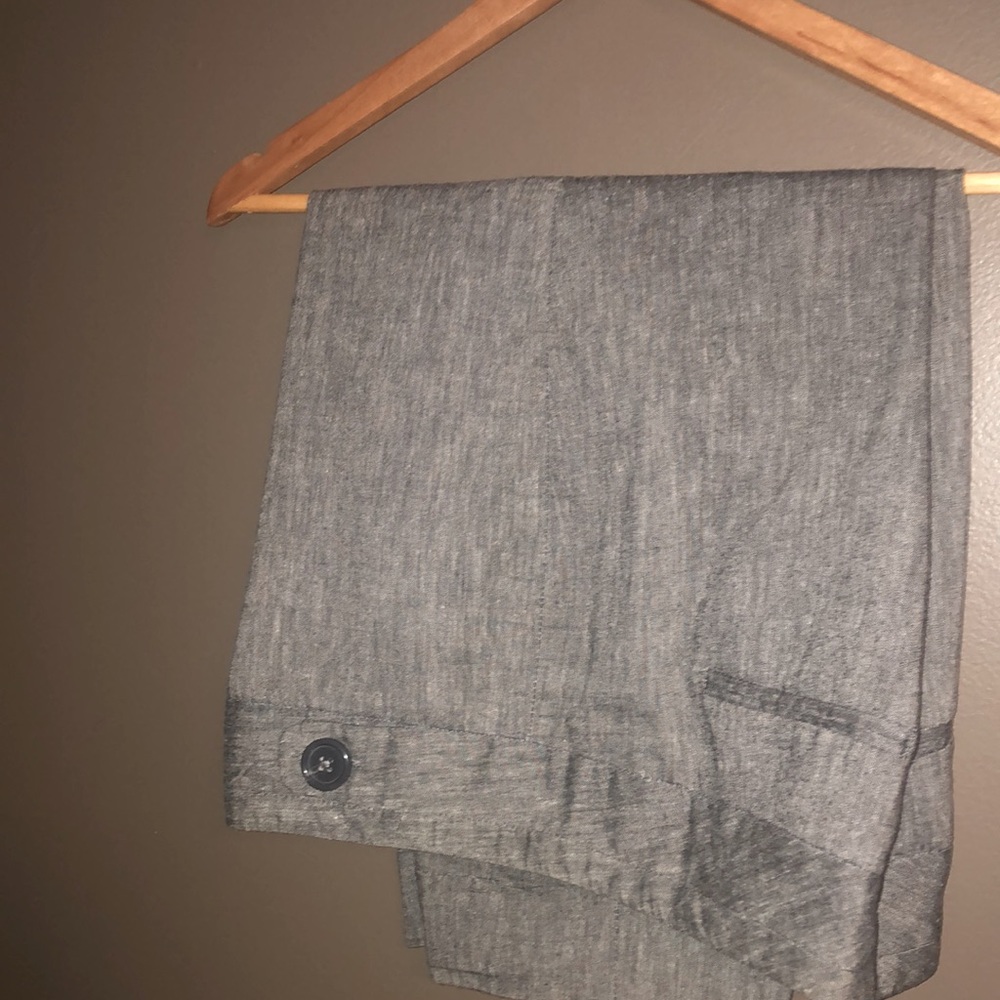 Linen capris